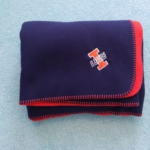 University of Illinois fleece throw blanket
